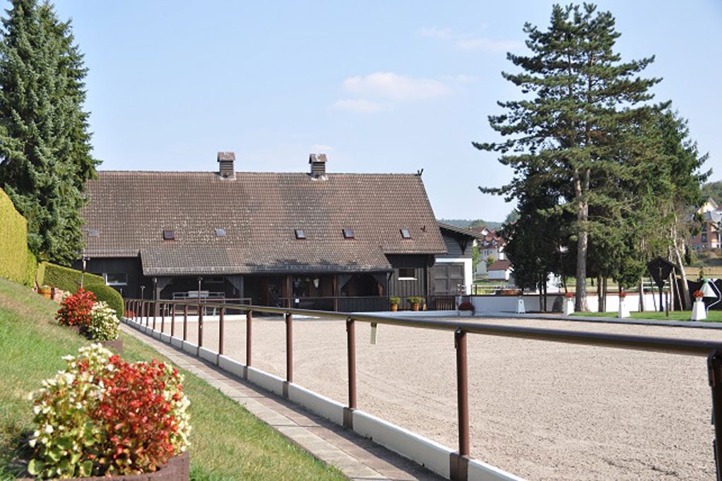 Dressurviereck 20 x 60m